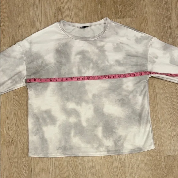 Pretty Garden Tie-Dye Sweatshirt and Jogger Athleisure Loungewear Set Size XL - Picture 13 of 14